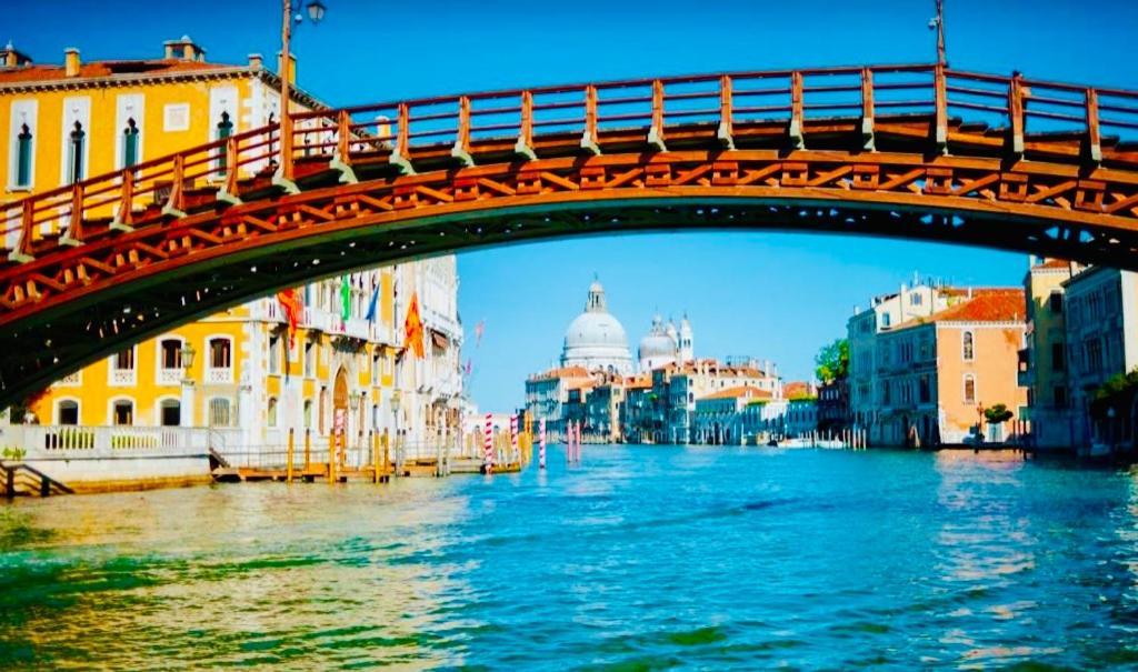 Venice Palace Luxury Suites المظهر الخارجي الصورة